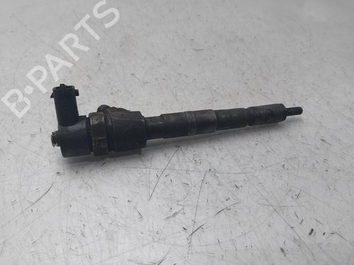 Used Injector ALFA ROMEO GT (937_) 1.9 JTD (937CXN1B) (150 hp) 31695363