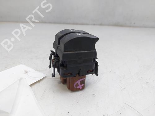 Interrupteur de vitre avant gauche RENAULT MEGANE II Saloon (LM0/1_) 1.9 dCi (LM0G, LM1G, LM2C) | BP16198066I27 