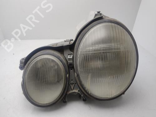 Venstre forlygte MERCEDES-BENZ E-CLASS (W210) E 200 (210.035) (136 hp) 27876885