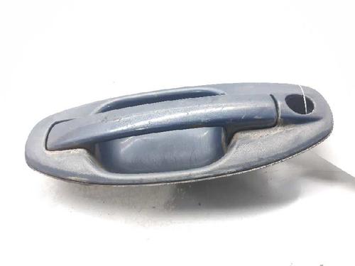 Used Front left exterior door handle HYUNDAI SANTA FÉ I (SM) 2.0 CRDi 4x4 (113 hp) 6887180