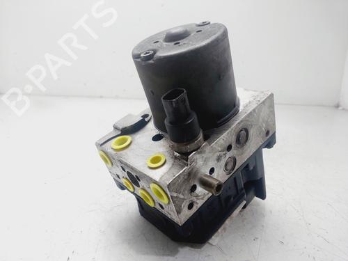 Used ABS pump VW PASSAT B5.5 Variant (3B6) 1.9 TDI (101 hp) 29387593