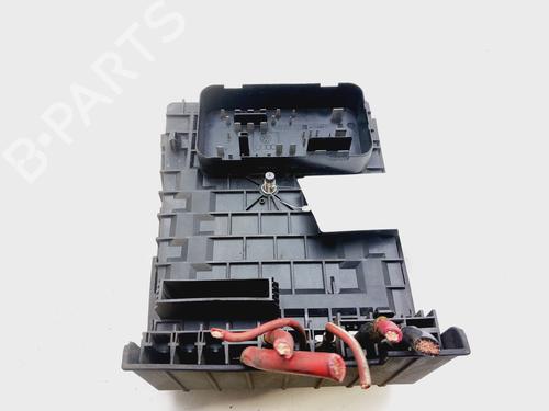 Fuse box SEAT LEON (1P1)  | BP28110385E1 