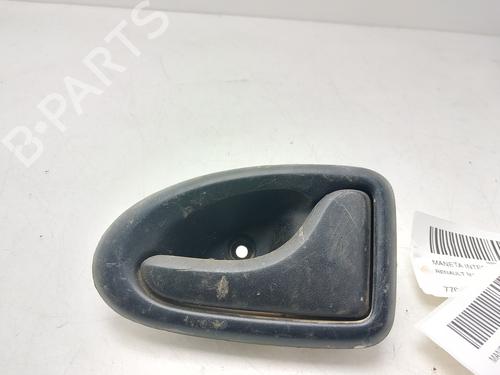Used Front right interior door handle Front right interior door handle RENAULT MASTER II Van (FD) 2.5 dCi (FD01, FD02, FD21, FD22, FD31, FD32, FD3Y, FD71,... (120 hp) 34126593 34126593