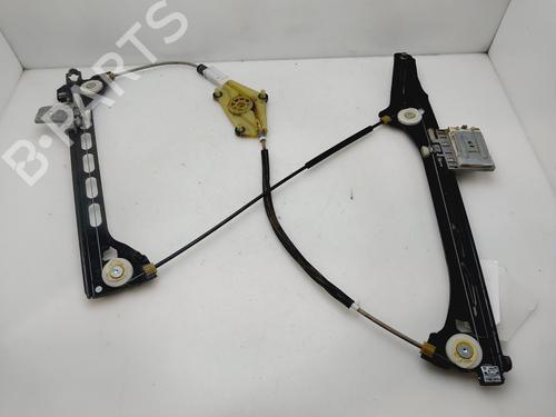 Fensterheber rechts vorne für AUDI TT (8J3) 2.0 TFSI (200 hp) 31124389