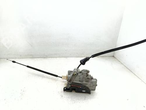 Højre fortil lås Højre fortil lås 39099964 39099964