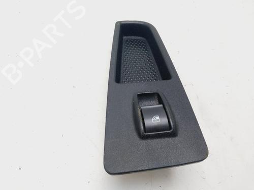 Used Right front window switch FIAT BRAVO II (198_) 1.4 T-Jet (198AXG1B) (120 hp) 22396974