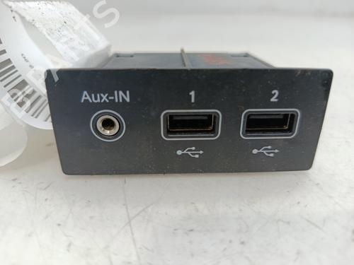 electronic-module-renault-clio-v-b7_-2019-33964558 main image