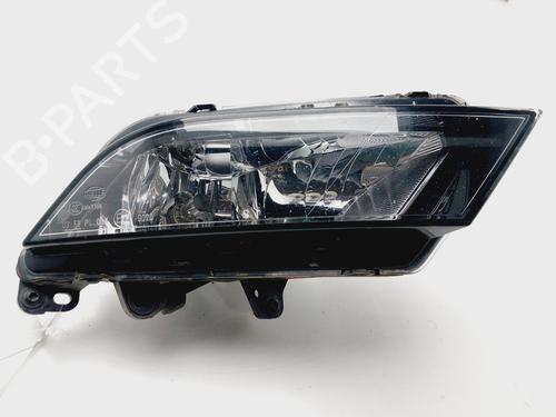 Used Right front fog light SEAT LEON (5F1) [2012-2021]  32036355