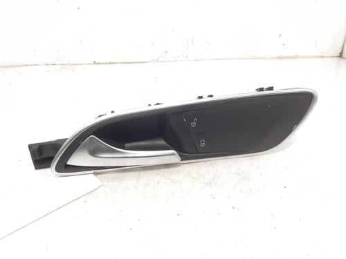 Used Front left interior door handle MERCEDES-BENZ A-CLASS (W176) A 200 CDI (176.001) (136 hp) 8356860