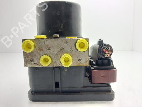 Used ABS pump ABS pump RENAULT MEGANE II (BM0/1_, CM0/1_) 1.5 dCi (BM1F, CM1F) (86 hp) 33312653 33312653