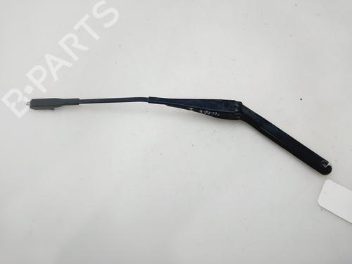 Used Front windshield wiper arm BMW 1 (E87) 118 d (122 hp) 30603310