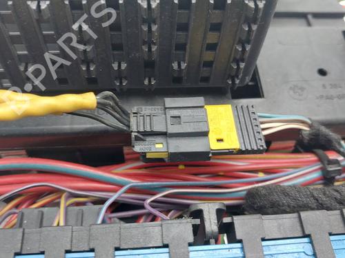 Fuse box BMW X3 (E83) 3.0 d | BP39433577E1 - Image 2