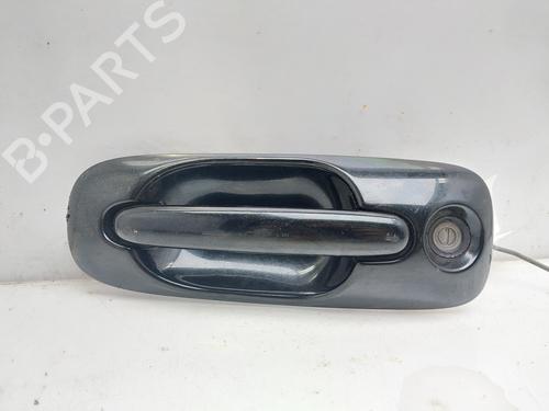 Front left exterior door handle CHRYSLER VOYAGER IV (RG, RS) 2.5 CRD (141 hp) 16313282