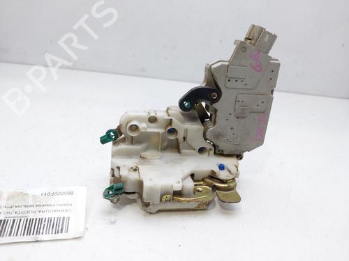 Used Front right lock NISSAN PRIMERA (P11) 1.6 16V (99 hp) 16080637
