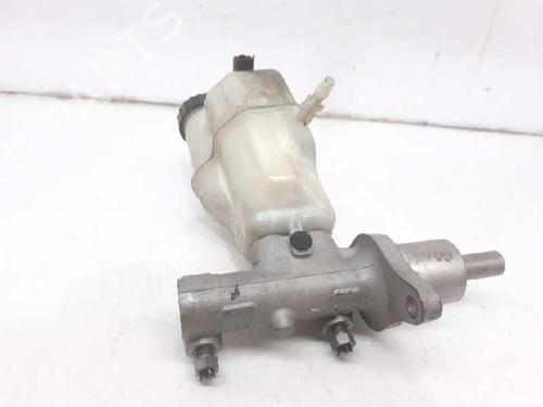 Brake master cylinder CITROËN C5 III (RD_) | BP5335679M77