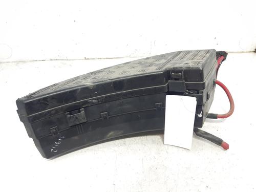 Used Fuse box JAGUAR S-TYPE II (X200) 4.2 V8 (298 hp) 8367497
