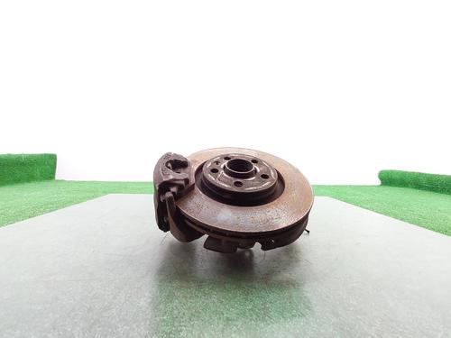 Used Left front steering knuckle VW NEW BEETLE (9C1, 1C1) 1.6 (102 hp) 25823278