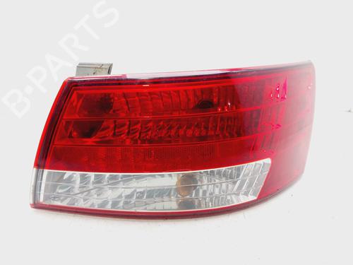 Used Right taillight HYUNDAI SONATA V (NF) 2.4 (162 hp) 30588881
