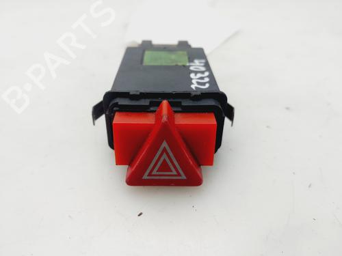 warning-switch-audi-a3-8l1-1996-1997-1998-1999-2000-2001-2002-2003-2004-2005-2006-31752741 main image