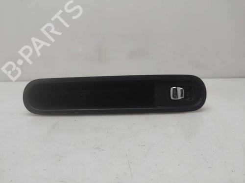 Used Right front window switch Right front window switch MINI MINI CLUBVAN (R55) One (98 hp) 39717611 39717611