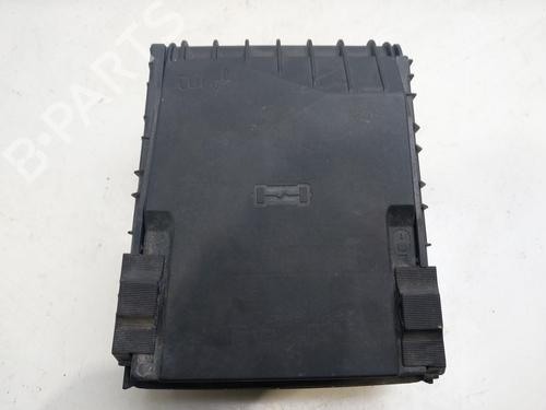Used Fuse box AUDI A3 (8P1) 1.9 TDI (105 hp) 16677006