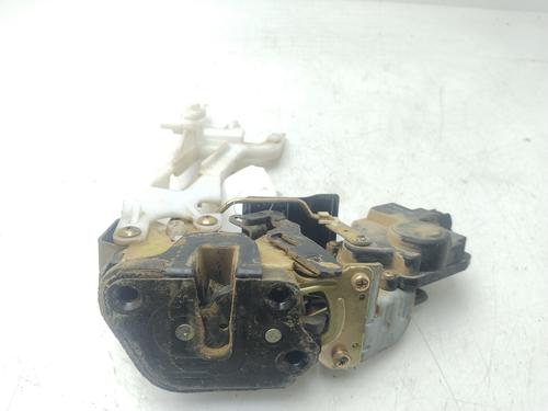 Rear left lock HYUNDAI SANTA FÉ I (SM) 2.0 CRDi | BP29062293C100 