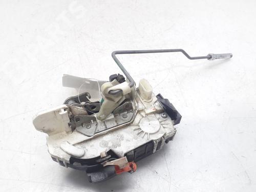 front-left-lock-dodge-caliber-20-crd-04589647ae-2006-10632949 main image