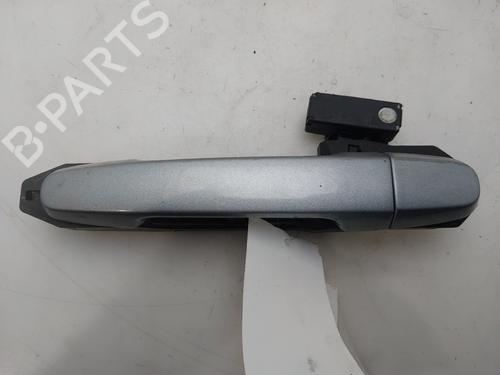 Used Rear left exterior door handle Rear left exterior door handle TOYOTA COROLLA Verso (ZER_, ZZE12_, R1_) 2.2 D-4D (AUR10_, AUR10R) (136 hp) 34157049 34157049