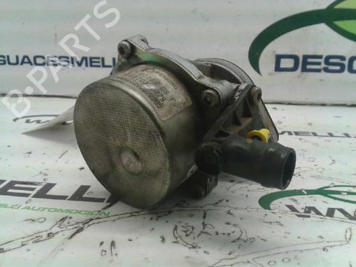Used Vacuum pump RENAULT KANGOO Express (FC0/1_) 1.9 dCi 4x4 (FC0V) (84 hp) 5237622