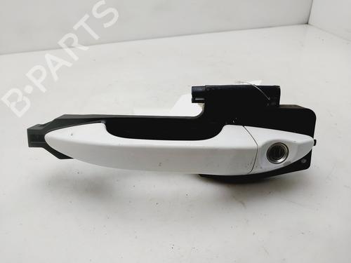 Used Front left exterior door handle HYUNDAI i20 II (GB, IB) 1.1 CRDi (75 hp) 31952086