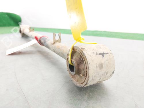 Right rear suspension arm KIA SORENTO I (JC) 2.5 CRDi 4WD | BP15497620M15 