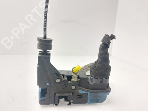 Serrure avant droite VOLVO XC90 I (275) D5 AWD (185 hp) 31967217