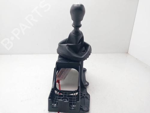 Palanca de cambios Palanca de cambios RENAULT MEGANE III Hatchback (BZ0/1_, B3_) [2008-2026] 39651062 39651062
