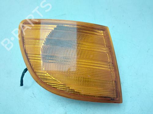 Used Right front indicator Right front indicator MERCEDES-BENZ VITO Van (W638) 110 D 2.3 (638.074, 638.078) (98 hp) 34222712 34222712
