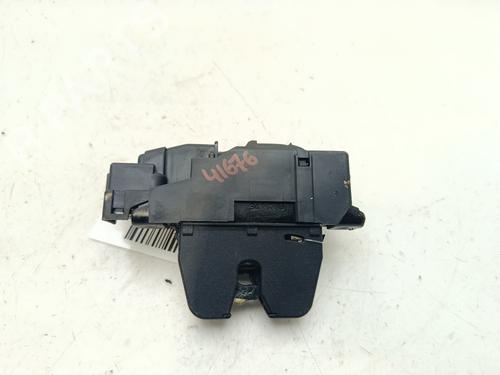 Bagklap lås Bagklap lås CITROËN C4 CACTUS 1.6 BlueHDi 100 (99 hp) 34460229 34460229