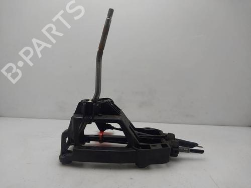Used Gear lever Gear lever TOYOTA COROLLA (_E12_) 2.0 D-4D (CDE120_, CDE120R) (90 hp) 39651218 39651218