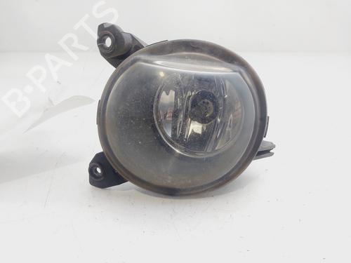 Used Right front fog light TOYOTA COROLLA (_E12_) 2.0 D-4D (CDE120R, CDE120L_) (116 hp) 28016056
