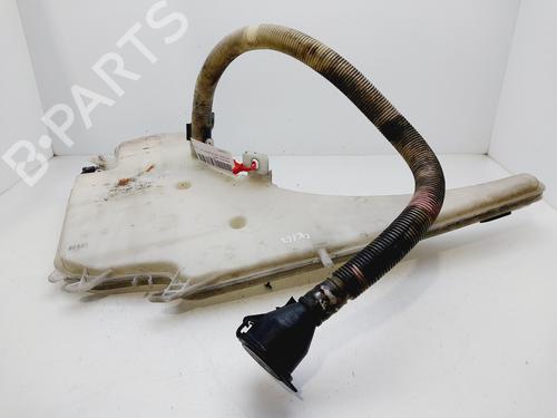 Used Windscreen washer tank BMW 1 (E87) 118 d (122 hp) 30857771