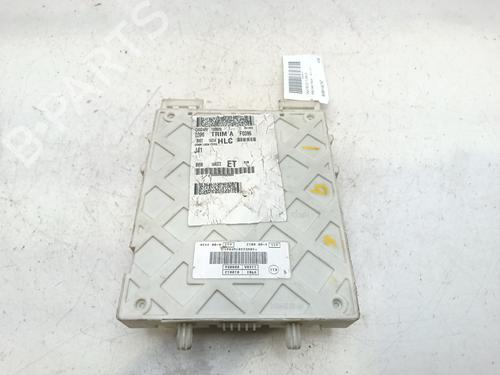 Used Fuse box Fuse box 37026543 37026543