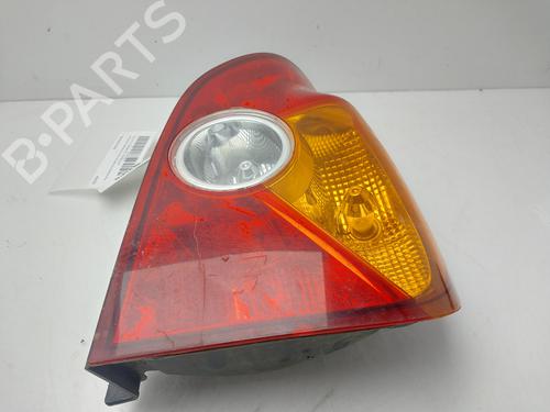 Used Right taillight HYUNDAI TERRACAN (HP) 2.9 CRDi 4WD (150 hp) 32032431