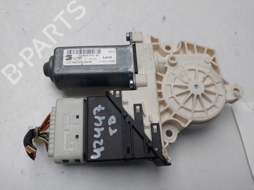 Used Right rear window motor Right rear window motor 37693570 37693570