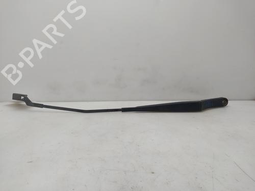 Used Front windshield wiper arm Front windshield wiper arm 37149296 37149296