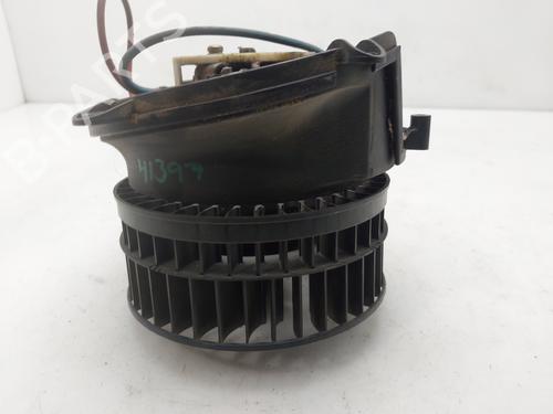 Used Heater blower motor Heater blower motor MERCEDES-BENZ CLK (C208) CLK 230 Kompressor (208.347) (193 hp) 34273041 34273041