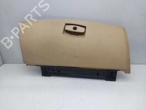 Used Glove box BMW 5 (E60) 525 d (177 hp) 15467165