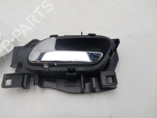Used Front left interior door handle PEUGEOT 5008 (0U_, 0E_) 2.0 HDi 150 / BlueHDi 150 (150 hp) 17633561
