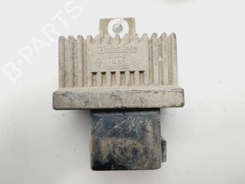 Used Electronic module RENAULT LAGUNA II (BG0/1_) [2001-2007]  33046526