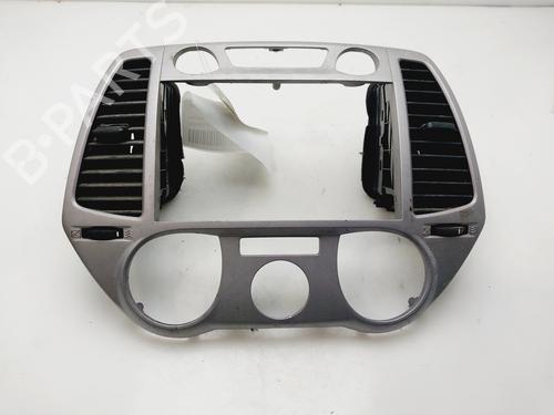Console central HYUNDAI i20 I (PB, PBT) [2008-2015]  32032221