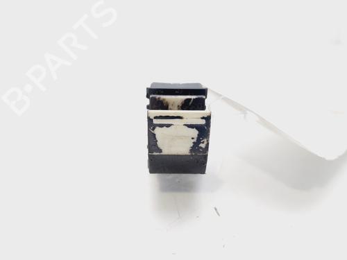 Used Right front window switch VW GOLF V (1K1) [2003-2010]  21262140
