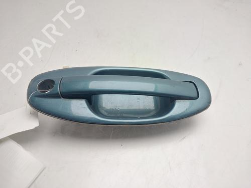 front-right-exterior-door-handle-hyundai-santa-fe-i-sm-2000-2001-2002-2003-2004-2005-2006-32865580 main image
