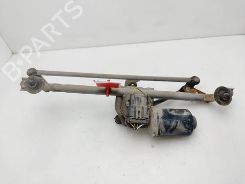 Used Front wiper motor OPEL CORSA C (X01) [2000-2009]  29903826